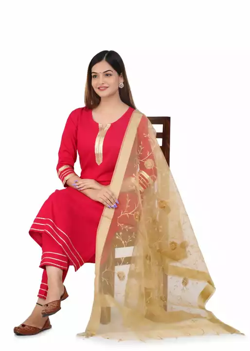 Red suit with dupatta  uploaded by business on 10/22/2022