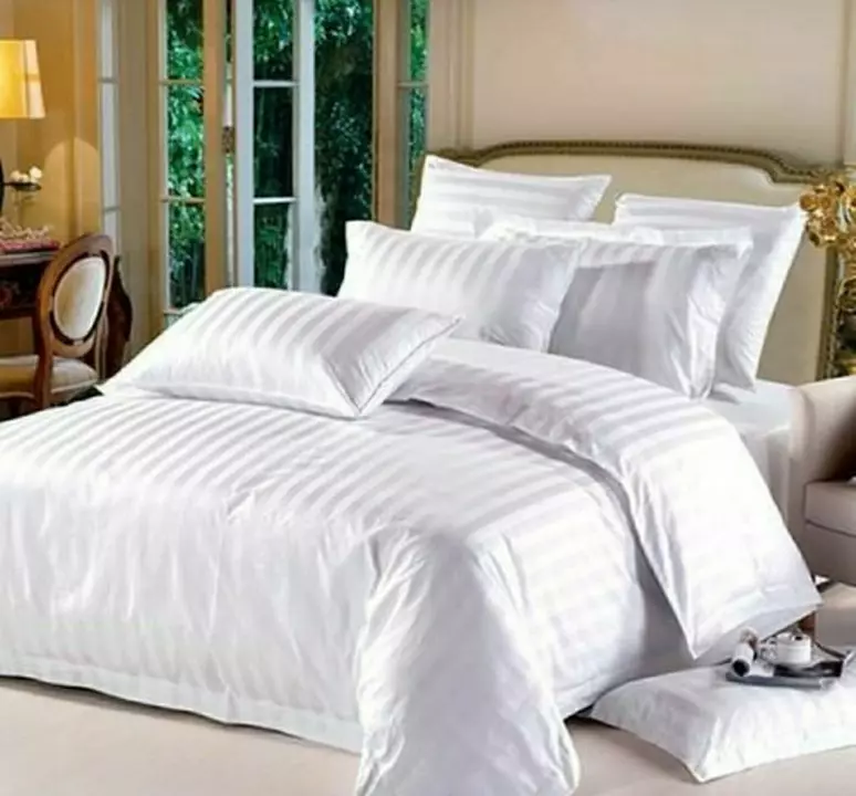 Comforters  uploaded by Gupta Handloom on 10/23/2022