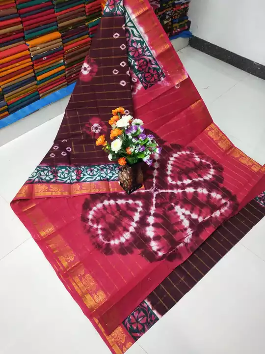 Sungudi cotton L.checked madurai cotton saree uploaded by SKS GARMENTS on 10/24/2022