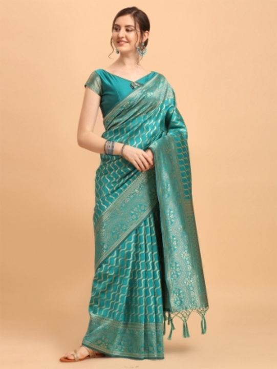 Ethnic Junction Striped Leheria Silk Blend Saree

Style: Regular Sari

Saree Fabric: Silk Blend

 uploaded by Online Marketing  on 10/25/2022