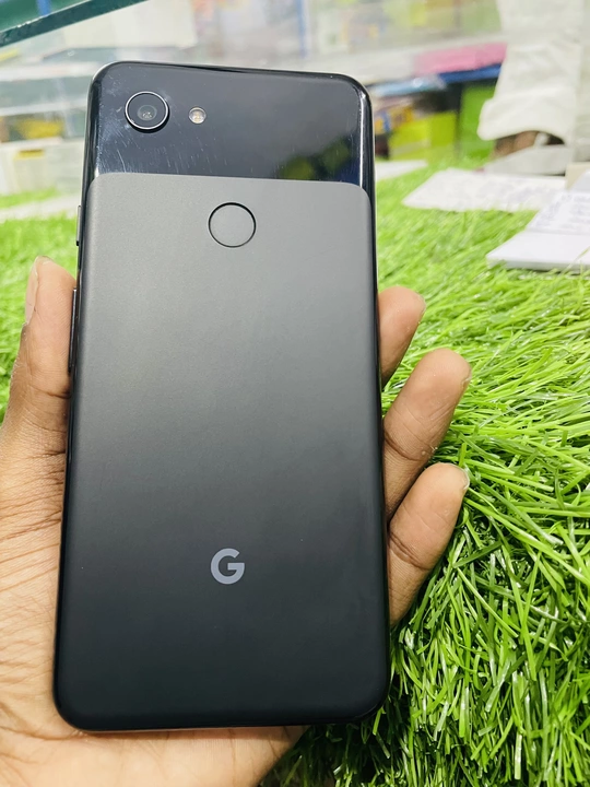 Google pixel 3 brand new condition uploaded by business on 10/25/2022