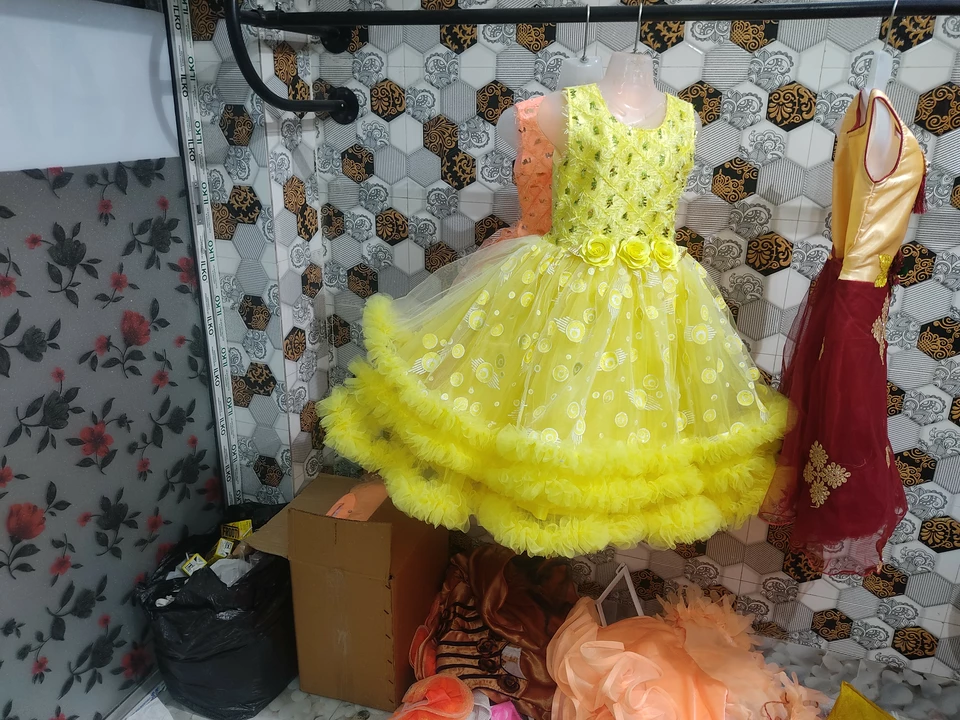 Shop Store Images of RAISA DRESSES