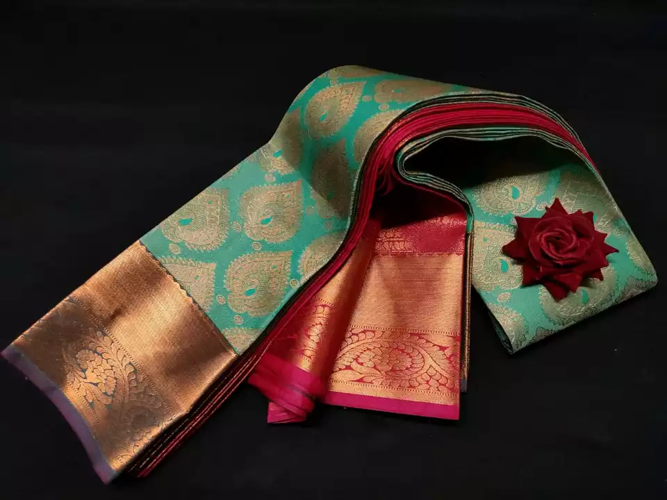 Product uploaded by Saree gallery on 10/25/2022