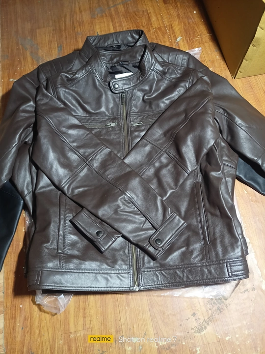 Post image It original leather jacket 2 colour