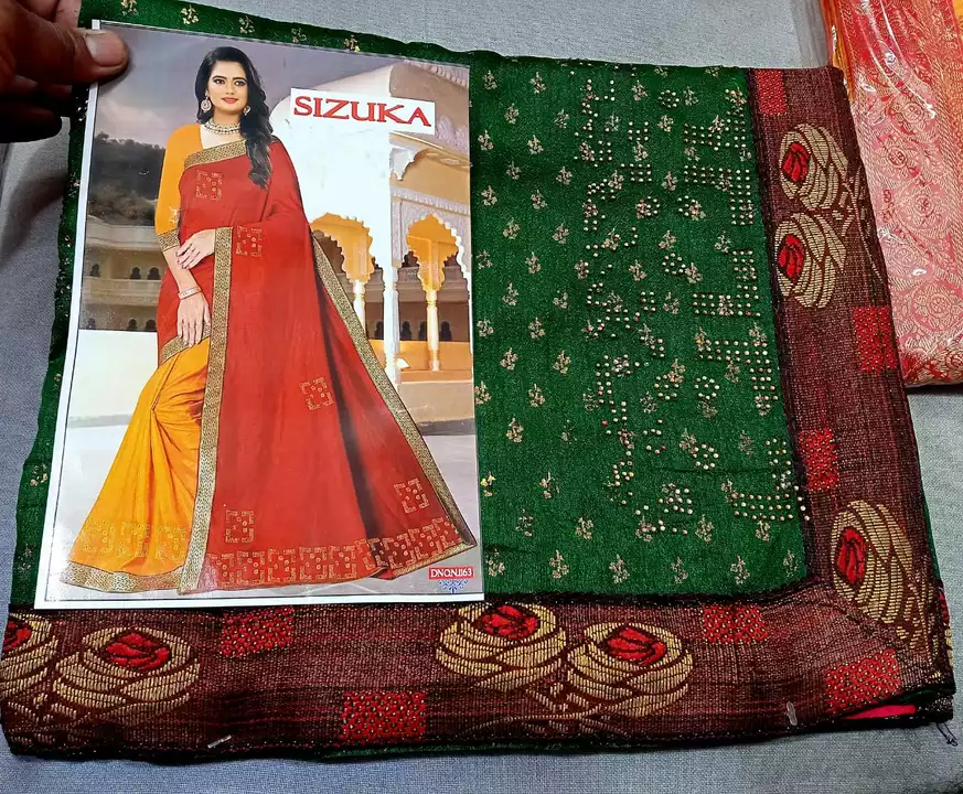 Post image I want 100 pieces of Saree at a total order value of 9000. Please send me price if you have this available.