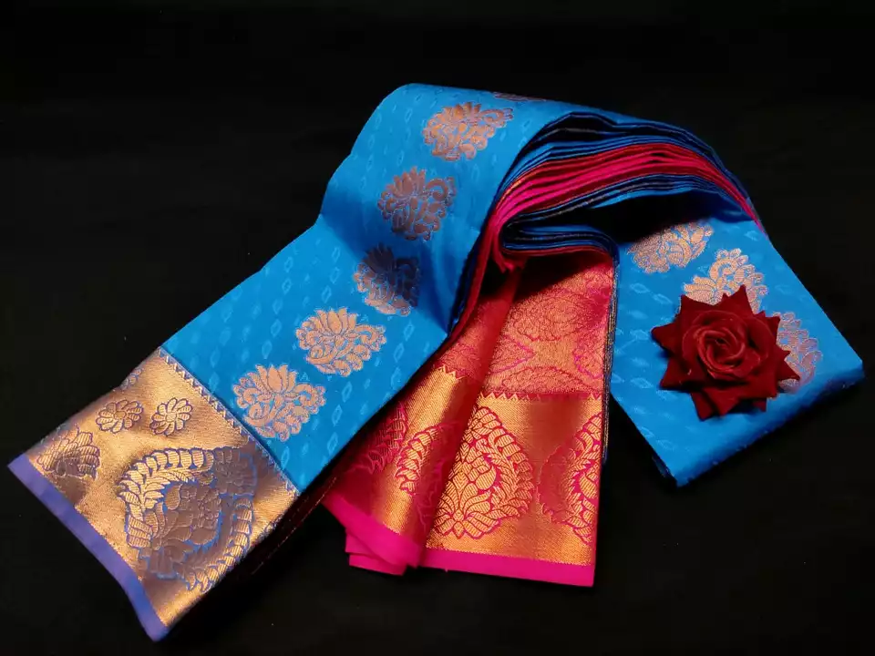 Product uploaded by Saree gallery on 10/26/2022
