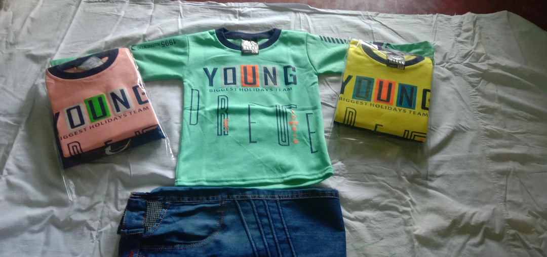Kids full t shirt with full pant size 20/30&32/34 uploaded by H Hasan germents on 10/26/2022