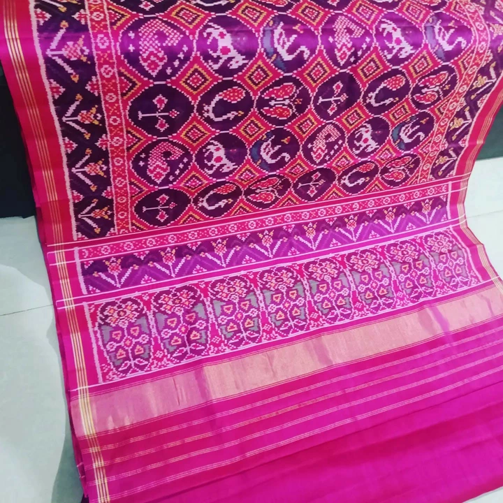Post image Palxi patola saree has updated their profile picture.