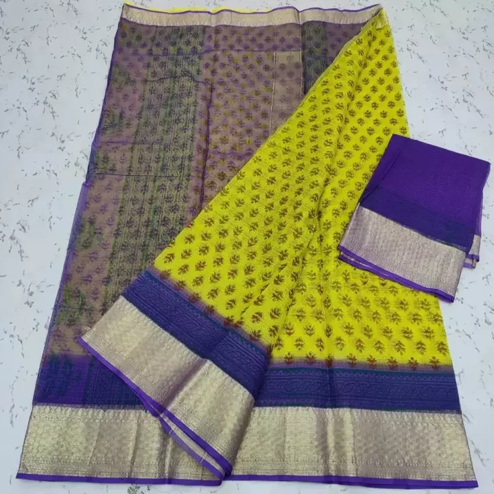 Post image Pure kota cotton

Hand block print saree

Length - 5.5 mtr saree with 80 cm blouse


For more information dm us 7073306124

Price - 1300

Free shipping