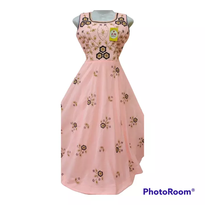Ladies gown uploaded by ARS DRESSES on 10/29/2022