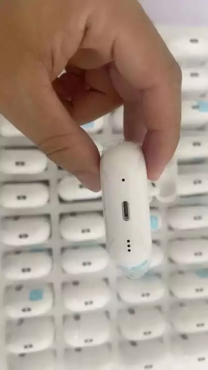 Apple Airpods Master quality uploaded by Hypersaga  on 10/29/2022