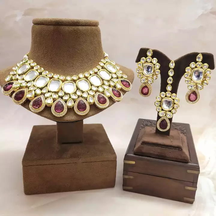 Carvings beads Kundan Jewellery Set uploaded by Infinity Jewels on 10/30/2022