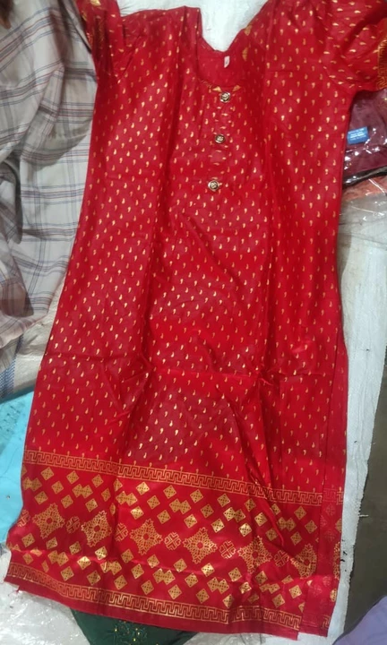 Post image I want 11-50 pieces of Kurti at a total order value of 349. I am looking for XL XXL OR 3XL Any size Available. Please send me price if you have this available.