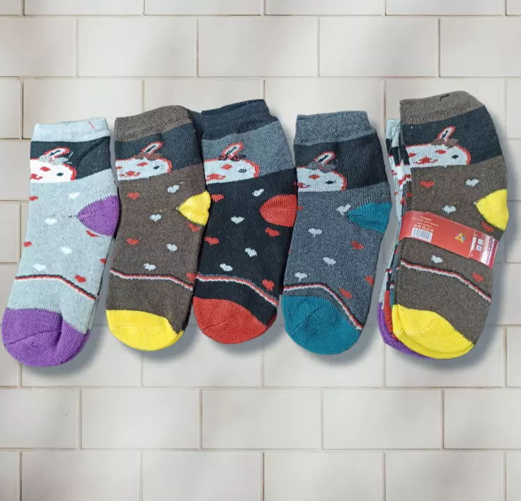 Product image of Kids Winter Socks , price: Rs. 11, ID: kids-winter-socks-5d65d367