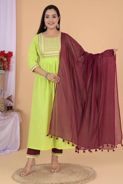 Nayra cut kurti with embroidery and pent dupatta  uploaded by Poorvansh fashions on 11/1/2022