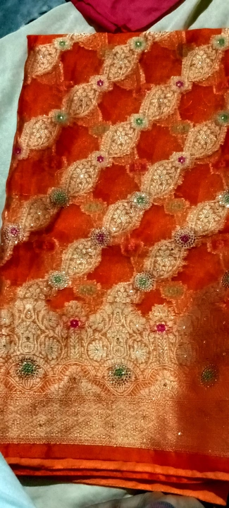 Banarasi buttta silk  uploaded by business on 11/1/2022