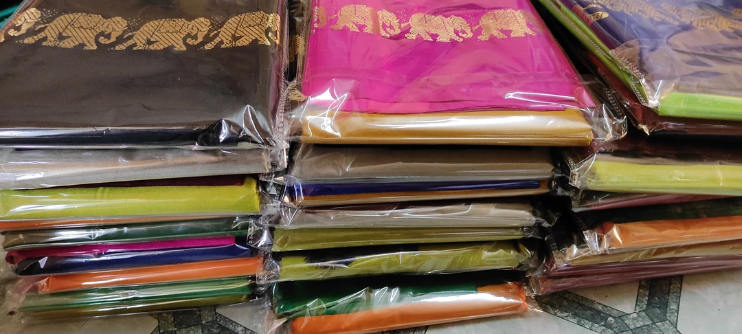 Warehouse Store Images of Paithani Soft Silk Saree 