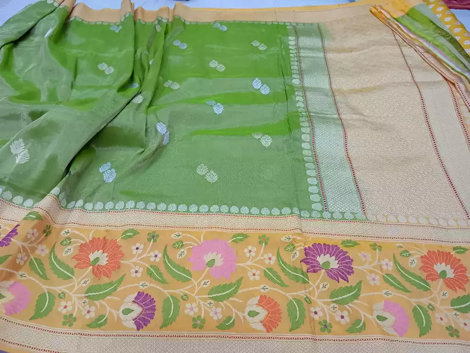 Banarsi sarees  uploaded by business on 11/1/2022