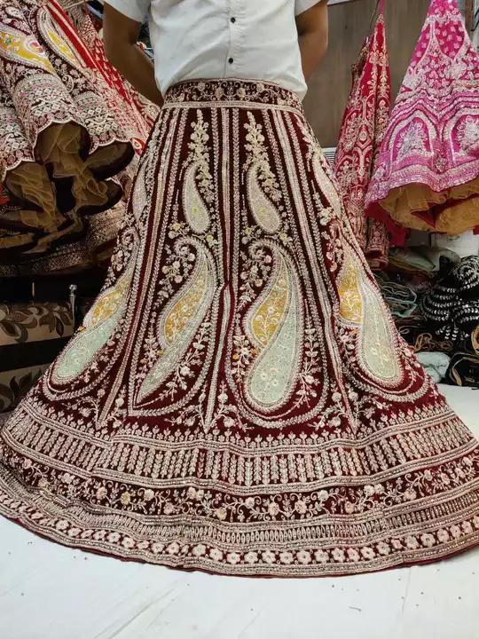Post image We provide best quality products with best price and use original materials and American store and also using 9000 velvet which combination make best quality