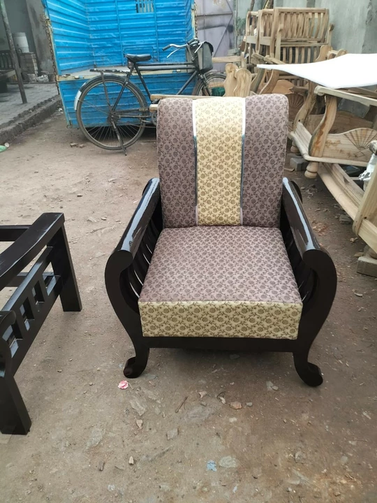 Product uploaded by krishnafurniture on 11/4/2022