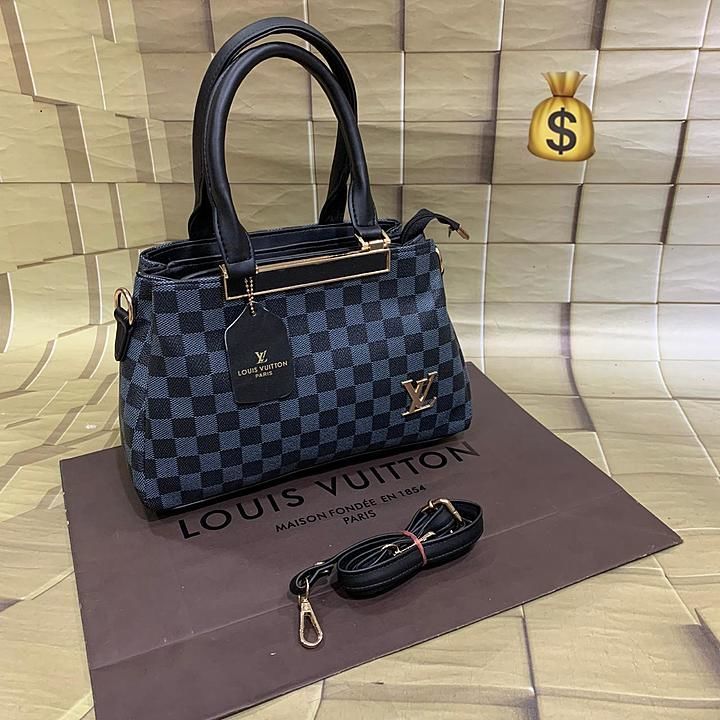 LV handbag 

Triple zip 😍😍😍

Spacious and comfortable bag 

Awesome quality 


 uploaded by business on 6/30/2020