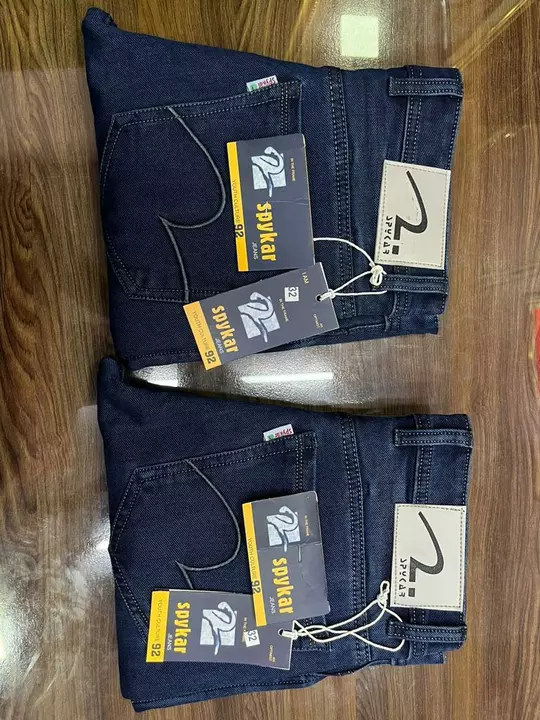 Product uploaded by Saanvi Apparels on 11/4/2022