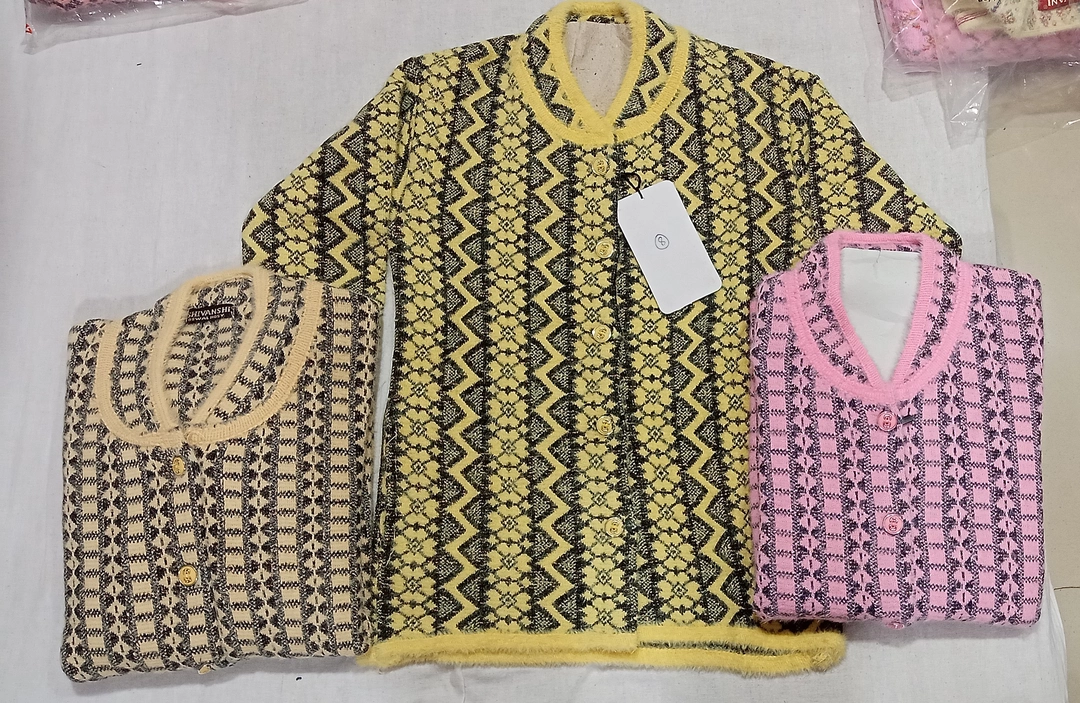 Ladies sweaters cardigans uploaded by Pari Garment on 11/4/2022
