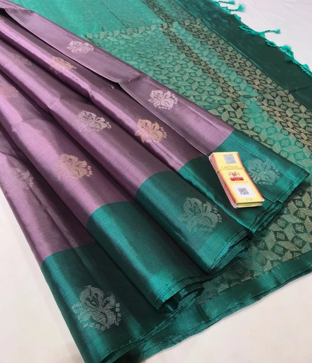 Post image Double warp soft silk sarees msg me to orders 🙂