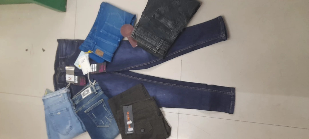 Ladies jeans pant size 28 30 32 34 mix colour mix Patan only 150 rs uploaded by business on 11/5/2022
