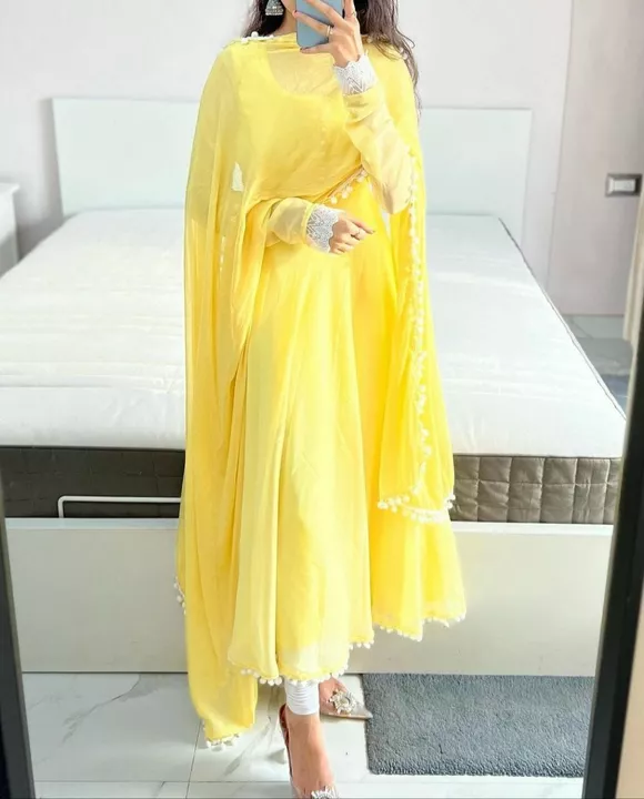 Product uploaded by Ethnicwear on 11/6/2022