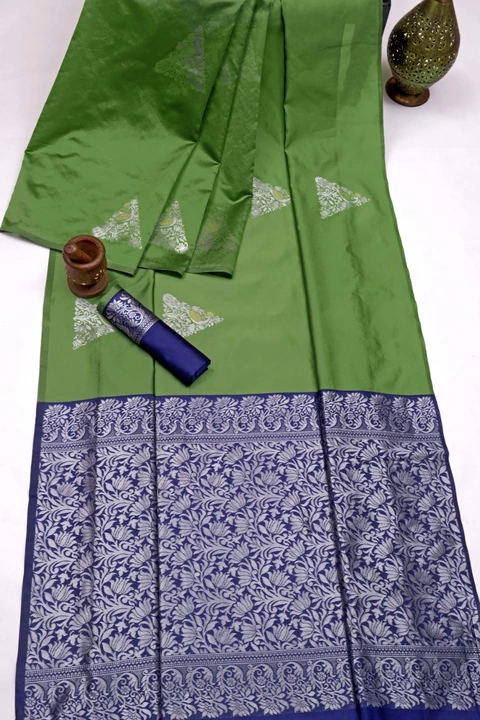 Banarasi sof silk saree  uploaded by DHANANJAY CREATIONS on 11/8/2022