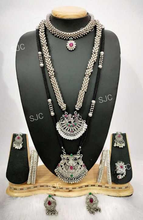 Post image *Thushi ,Middle set With Earrings, Mangalsutra With Earrings,Bangles &amp; Nath* 😍🥳
*RATE-Rs.699+ship* 😍✅🥳