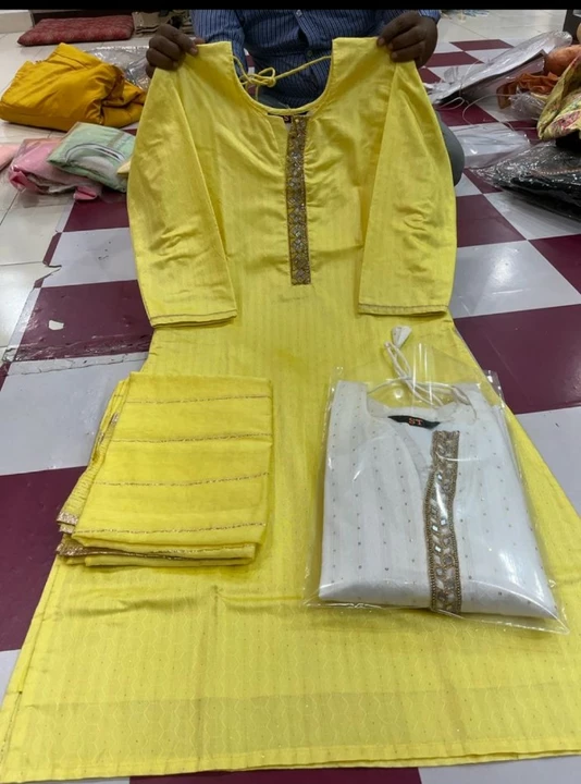 Product uploaded by Sanjeev Textile on 11/9/2022