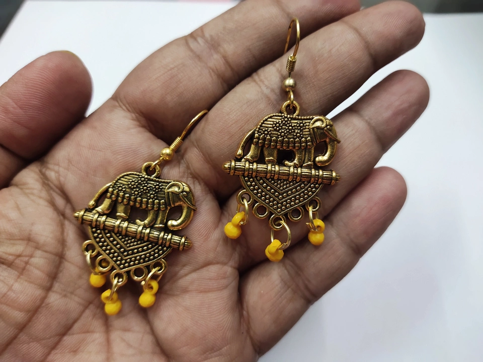 Oxidise earrings  uploaded by Bongo Nari Boutique on 11/10/2022