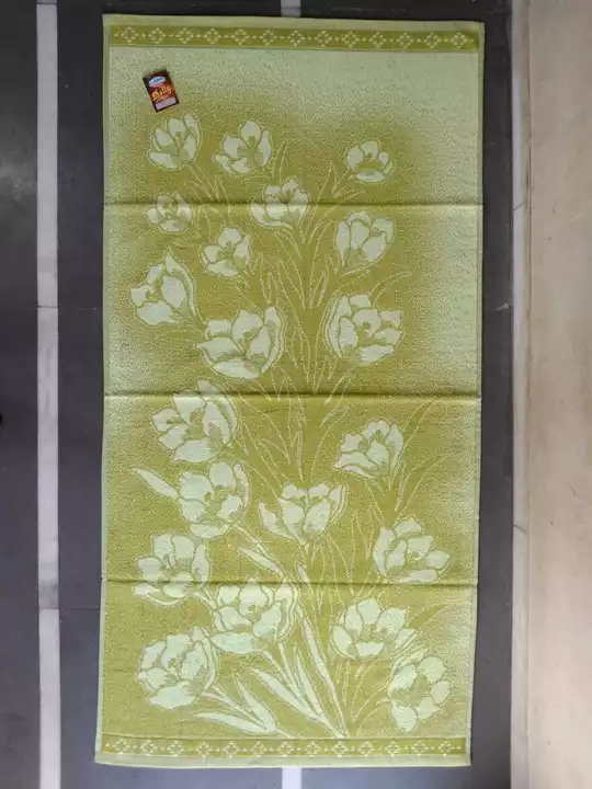 Product image of Designer bath towel, price: Rs. 180, ID: designer-bath-towel-2a351665
