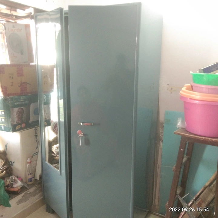 Old Steel Cupboard Repairing and Spray Painting Services uploaded by VAKRATUND CONSTRUCTIONS & COATINGS on 11/11/2022
