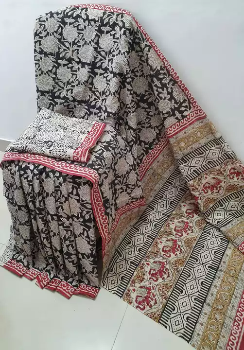 Post image Bagru handblock printed pure cotton mulmul sarees with blouse piece.
Size 
5.5meter cotton saree
1meter extra blouse
Price  650