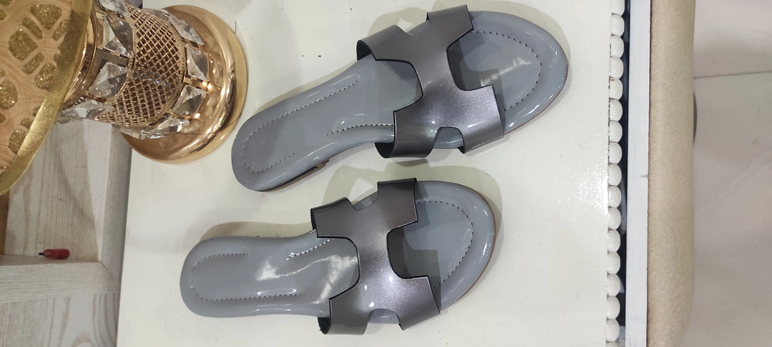 Slipper for women and girls  uploaded by Aquisha footwears on 11/11/2022