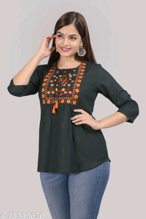 Top green colour S.36 m.38 .L.40 XL.42 XXL.44 uploaded by business on 11/11/2022