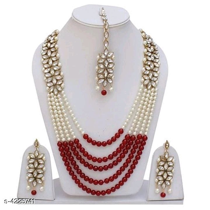 Gold jewellery uploaded by business on 1/18/2021