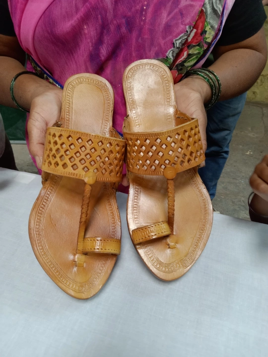 Diamond Punching women kolhapuri chappals uploaded by Divyam Leather Crafts Pvt Ltd on 11/13/2022
