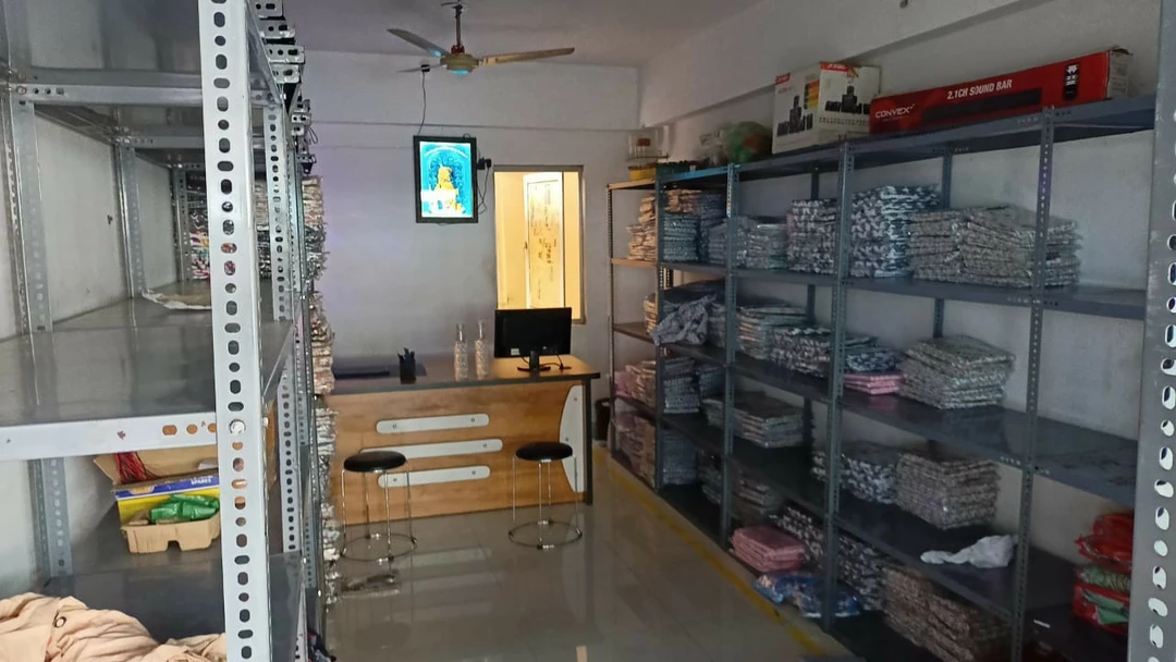 Warehouse Store Images of Surat Wholesaler