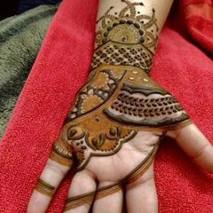 Post image Rajnesh mehandi Art+917088783639