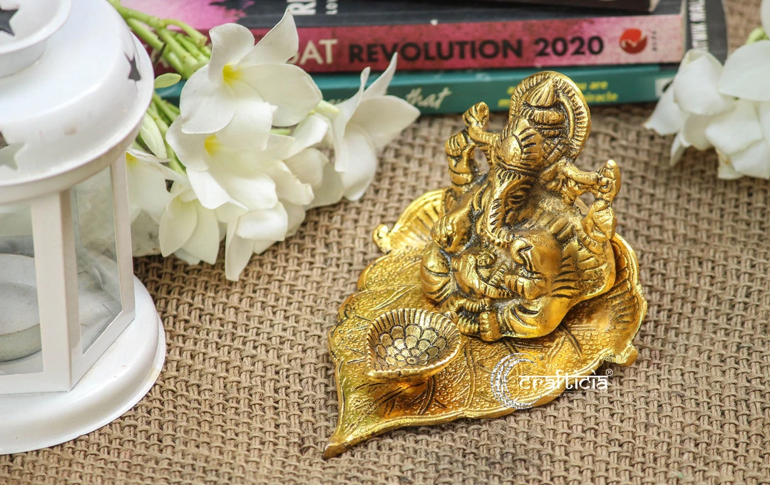 Golden Diya Patta Ganesh Showpiece uploaded by Crafticia on 11/15/2022