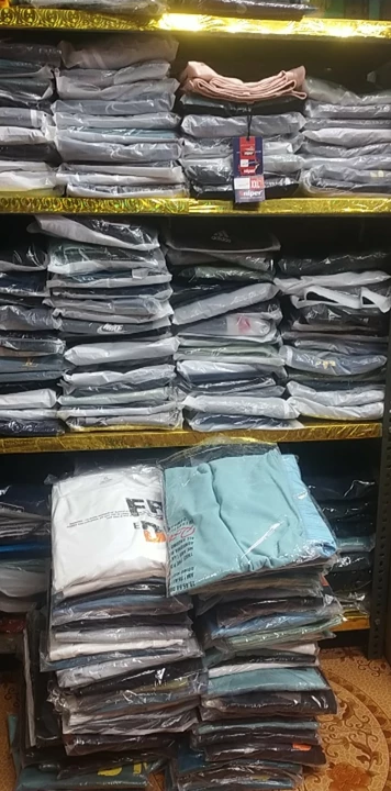Warehouse Store Images of Sufy. Sportswear