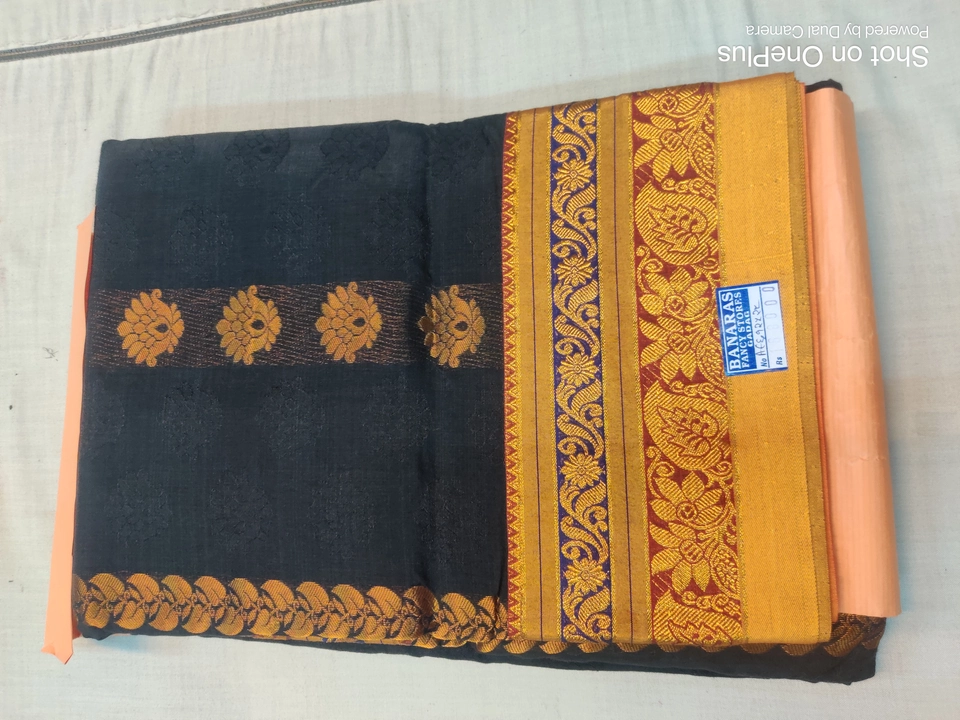 Cotton .full butta .jakord pallu uploaded by Banaras fancy stores. on 11/16/2022