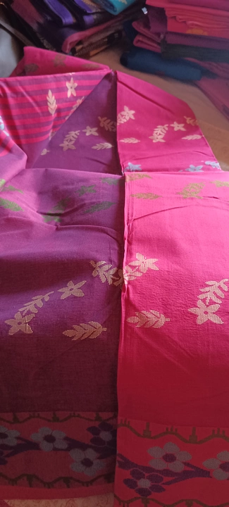 Taat saree uploaded by Laxmi traders on 11/16/2022