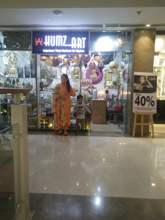 Factory Store Images of Humz Art