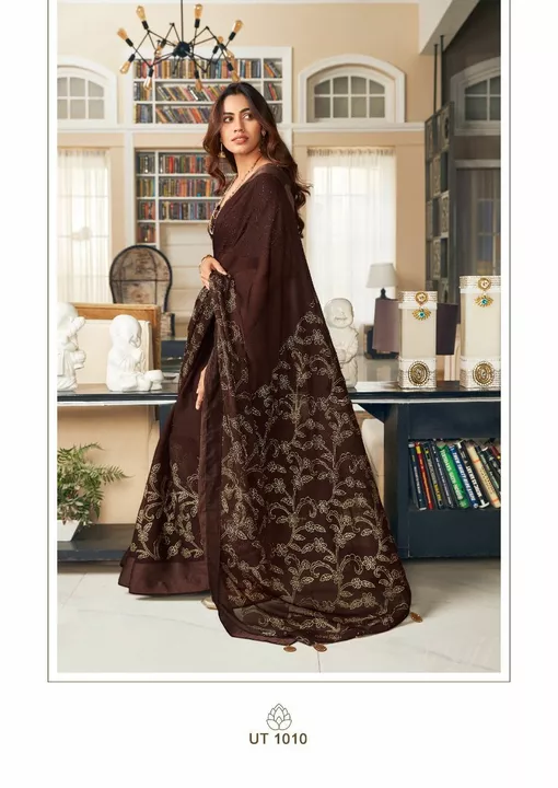Product uploaded by WOMEN CLOTHING SAREES suite LAHANGA KURTI ETC. on 11/18/2022