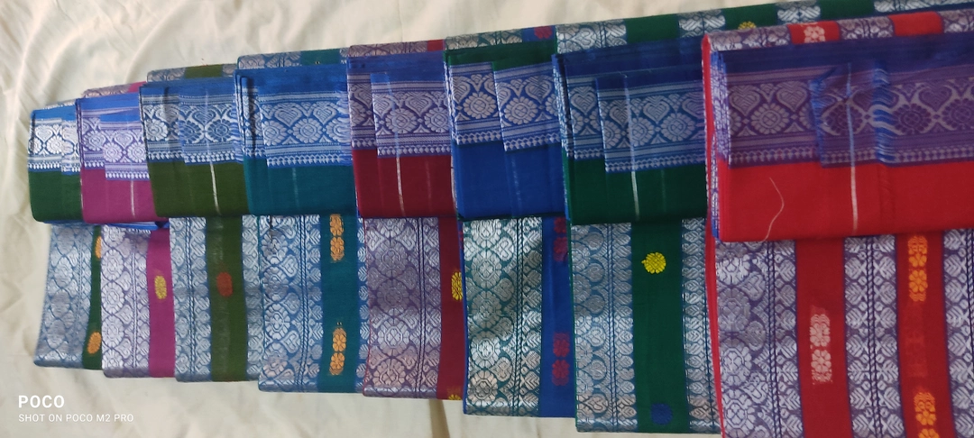 60/60 Bharpadar with butta uploaded by All kinds of Manufacturers in Sarees on 11/19/2022